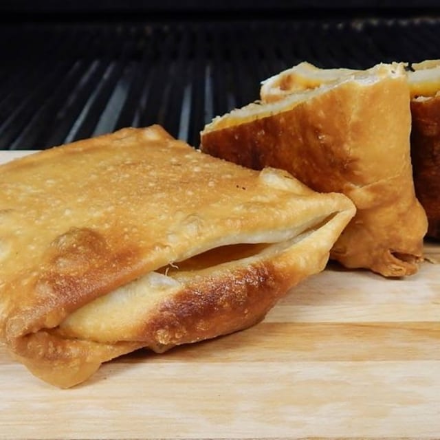 Pizza Puff.